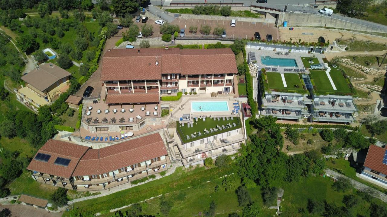 Residence Ruculi - Ruculi Hospitality Тиняле Екстериор снимка